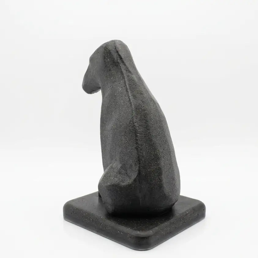 Statue souvenir pour chien Our faithful buddy gris anthracite vue de dos, design moderne